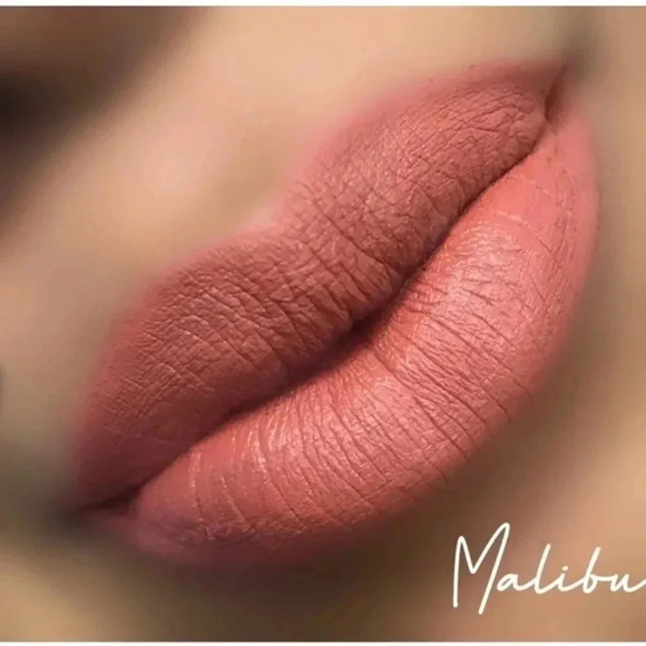 Peach Matte Liquid Lipstick​ - Picture 3 of 7